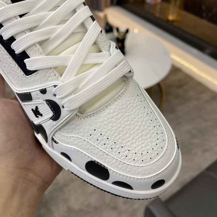 l**is V*t*n lv x yk lv trainer sneaker 1ab8jl