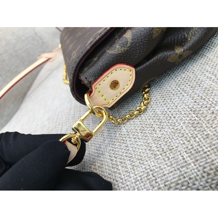 LV Monogram Canvas Favorite MM Bag M40718
