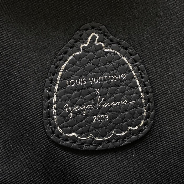 l**is V*t*n lv x yk lock it m21676