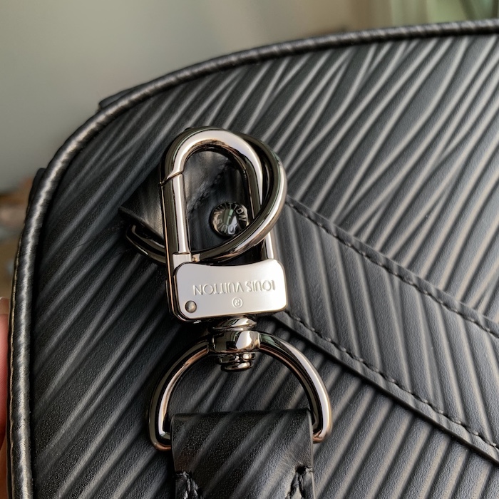 l**is V*t*n epi leather keepall bandouliere 50 black