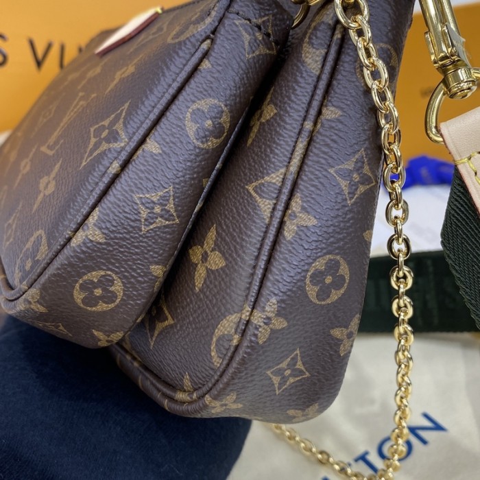 l**is V*t*n monogram canvas multi pochette accessoires bag khaki lv m44813