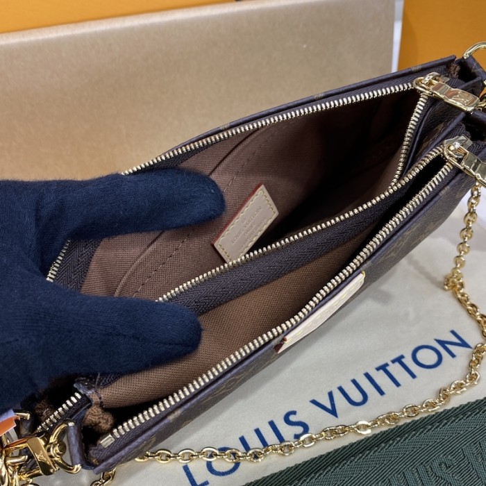 l**is V*t*n monogram canvas multi pochette accessoires bag khaki lv m44813