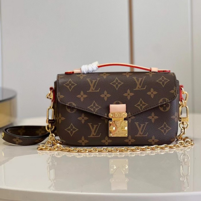 l**is V*t*n pochette métis east west lv m46279
