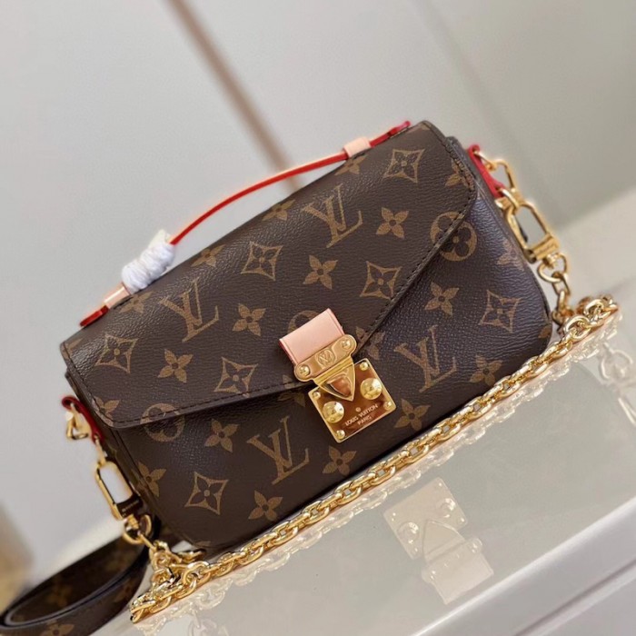 l**is V*t*n pochette métis east west lv m46279