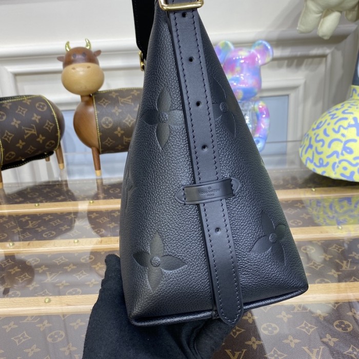 l**is V*t*n monogram empreinte carryall pm bag black lv m46288