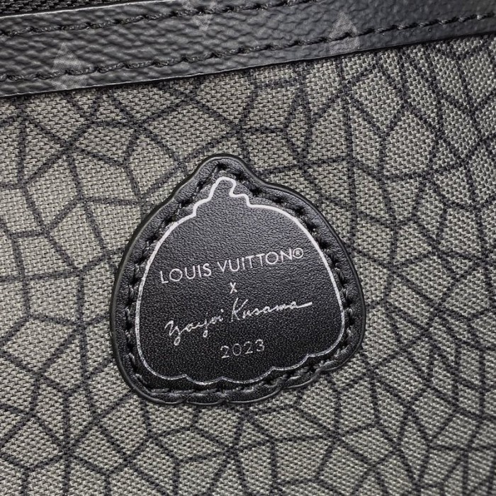 l**is V*t*n lv x yk weekend tote m46434