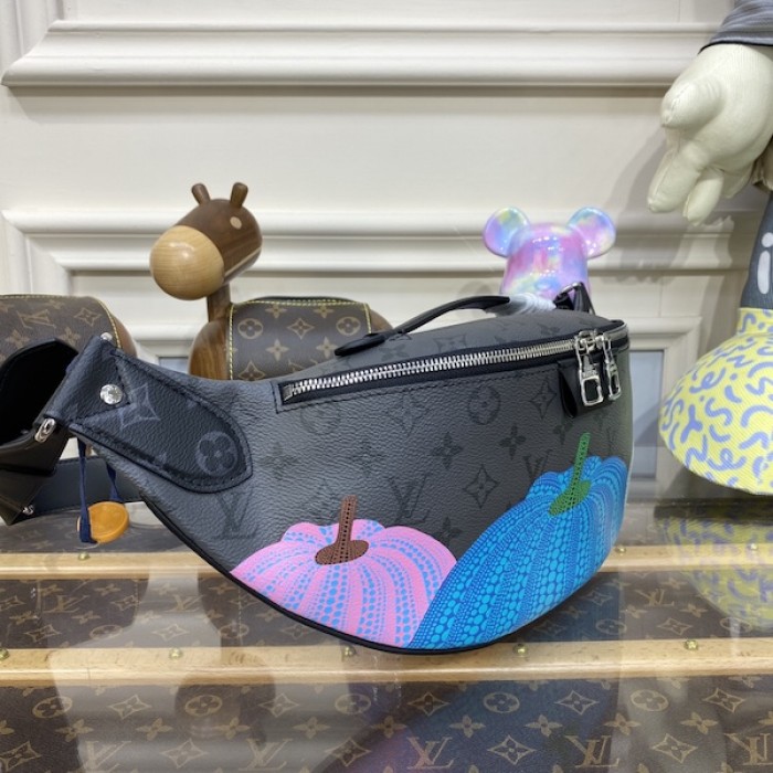 l**is V*t*n lv x yk maxi bumbag m46436