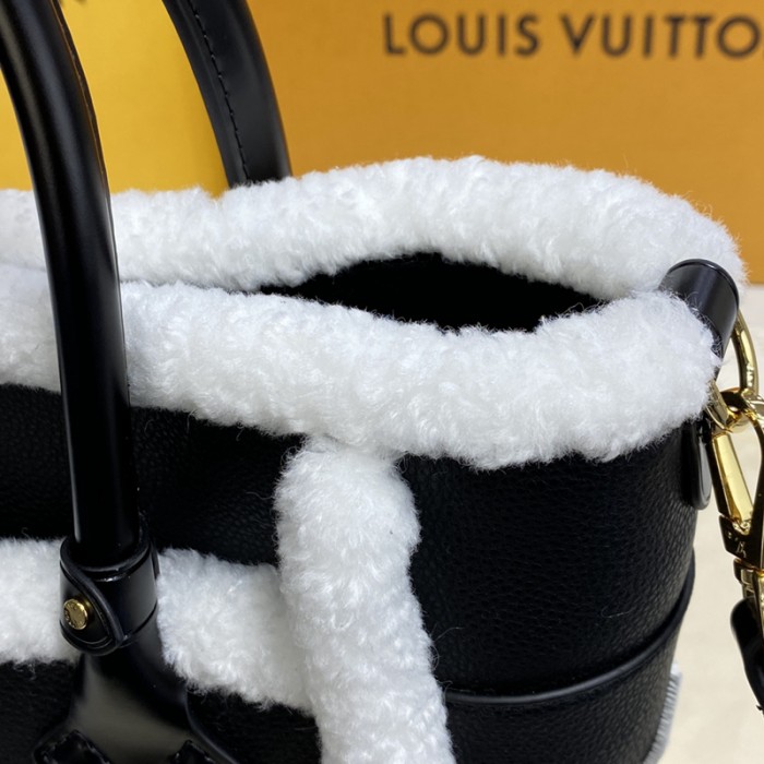 l**is V*t*n on my side mm handbag m58908
