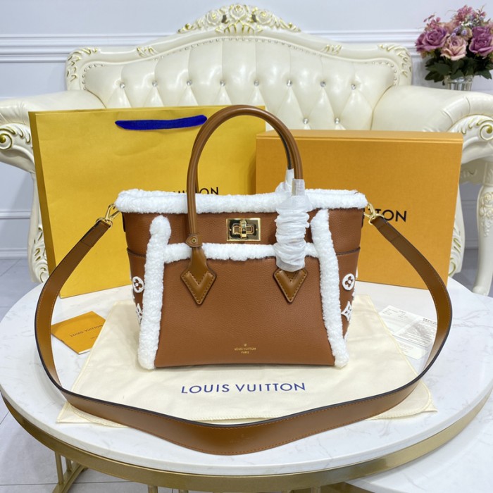 l**is V*t*n on my side pm handbag m58918