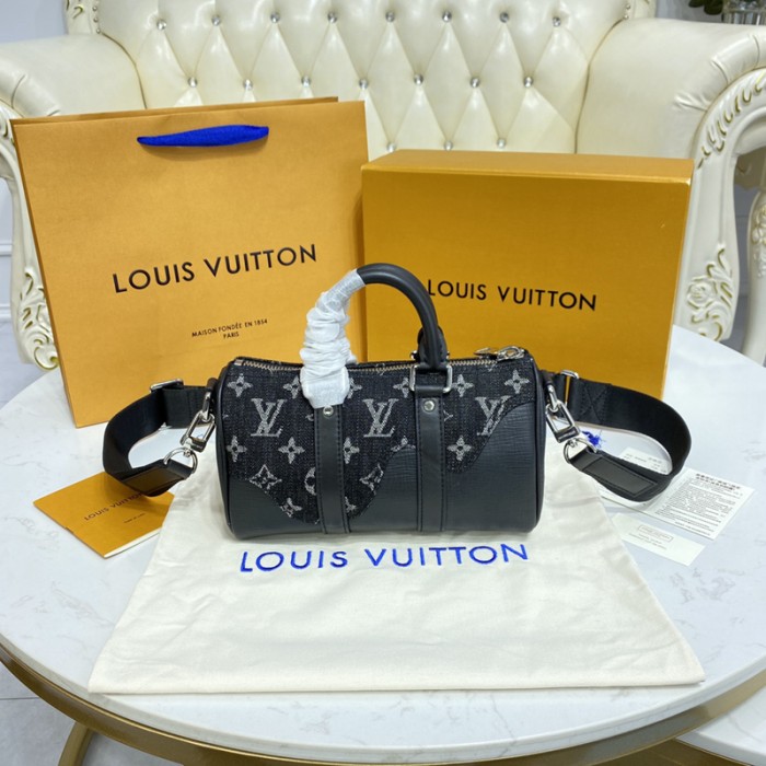 l**is V*t*n monogram denim keepall xs bag m81010