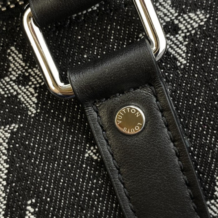 l**is V*t*n monogram denim keepall xs bag m81010