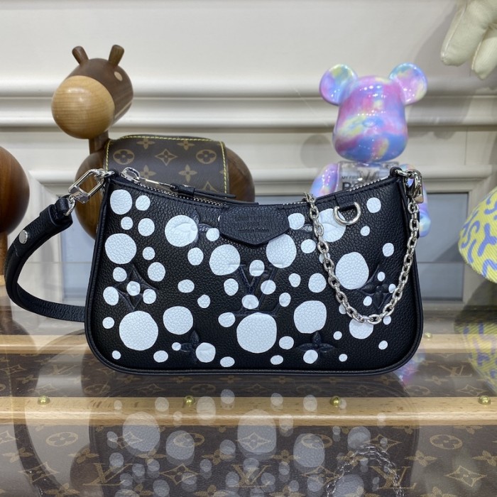 l**is V*t*n lv x yk easy pouch on strap m81908