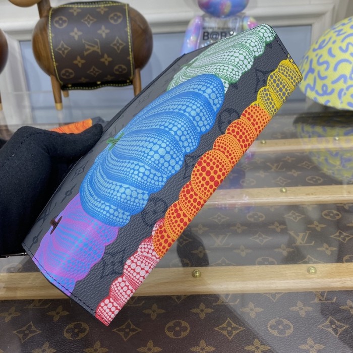 l**is V*t*n lv x yk gaston wearable wallet m81972