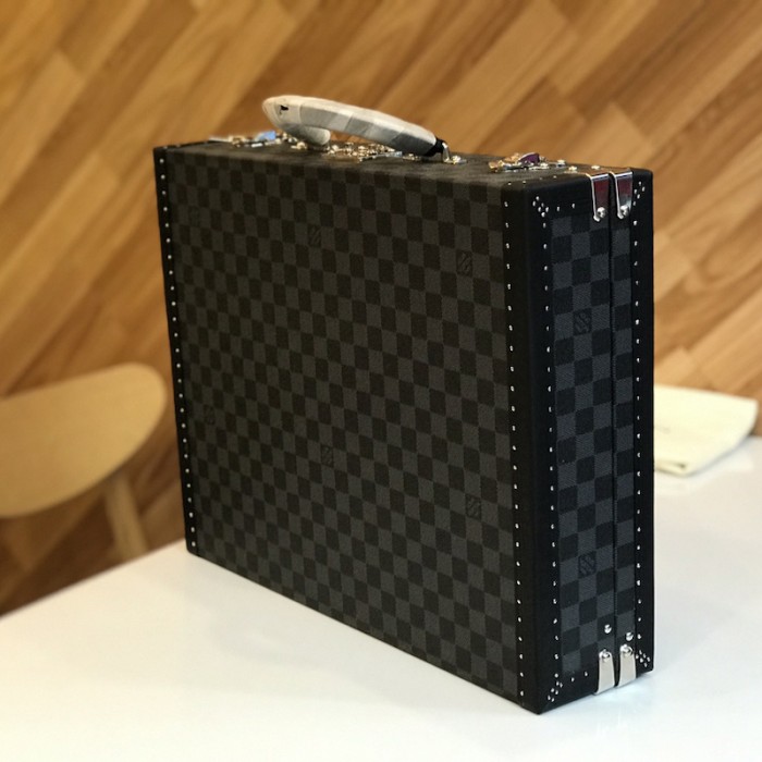 l**is V*t*n damier graphite president classeur briefcase bag