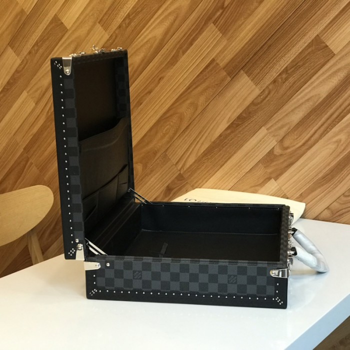 l**is V*t*n damier graphite president classeur briefcase bag