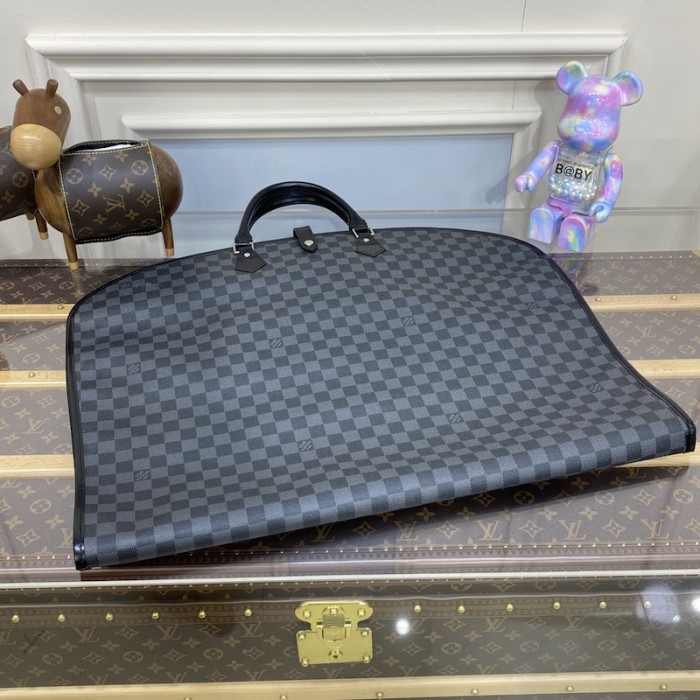 l**is V*t*n lv damier graphite garment cover