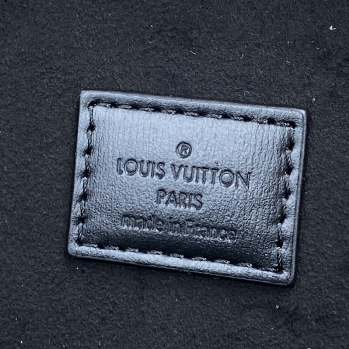 l**is V*t*n monogram reverse canvas cannes bag lv m43986
