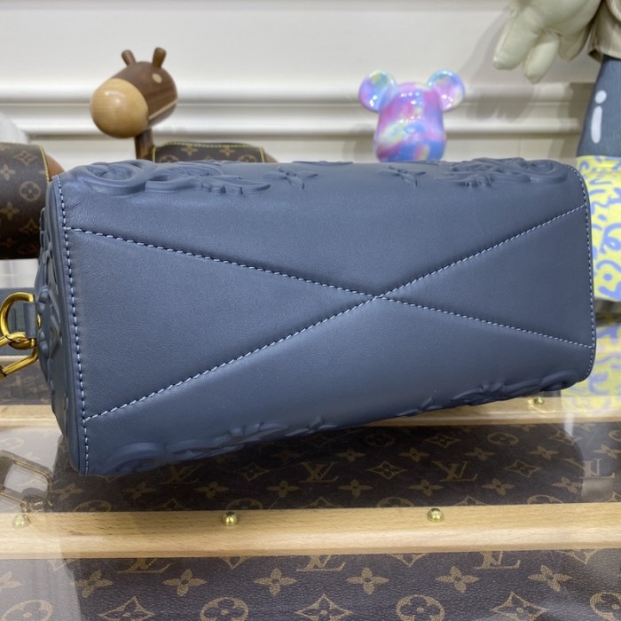 l**is V*t*n city keepall m21835
