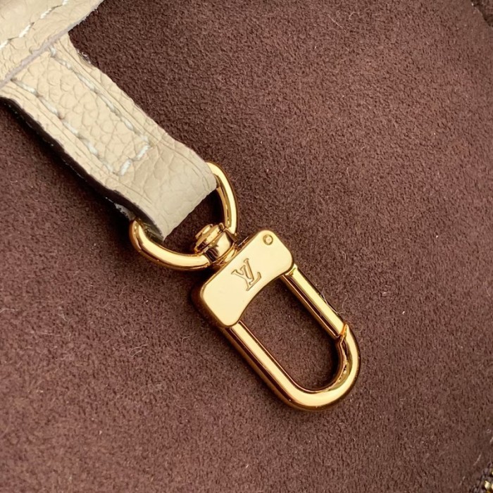 l**is V*t*n embossed cowhide leather neverfull mm m45684