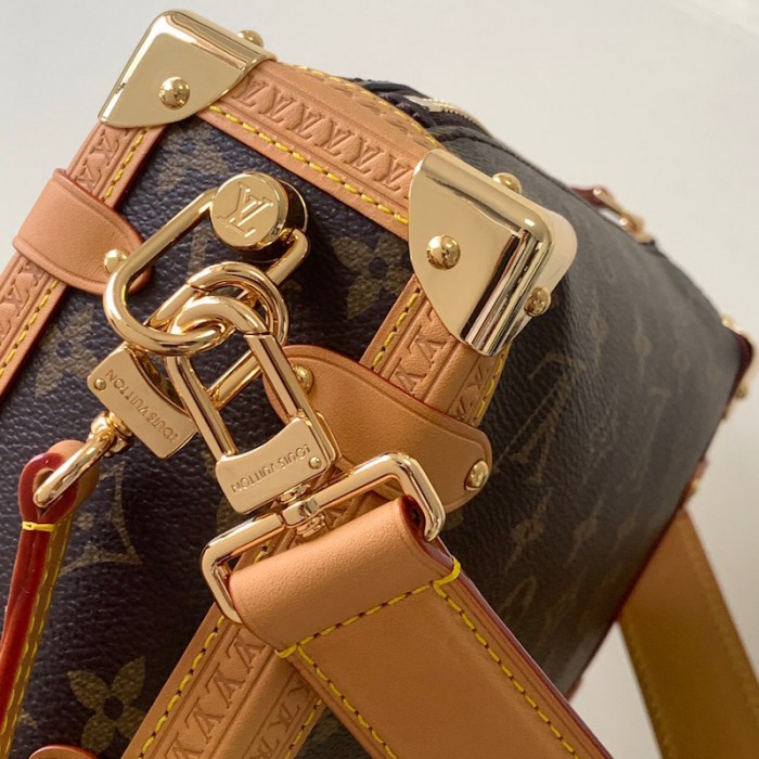l**is V*t*n monogram canvas side trunk lv m46358