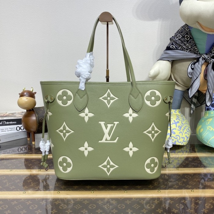l**is V*t*n neverfull mm m46649
