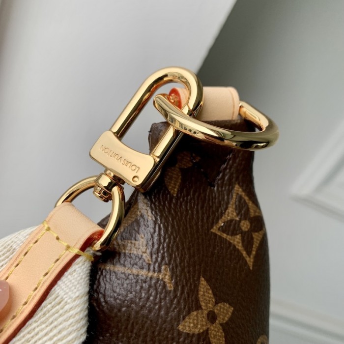 l**is V*t*n monogram canvas high rise m46784