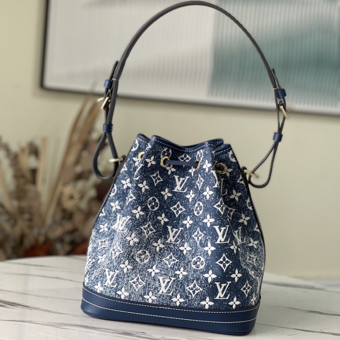 l**is V*t*n monogram denim petit noe bag m59606