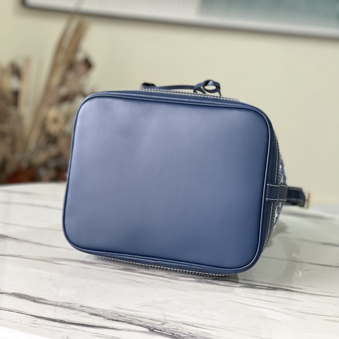 l**is V*t*n monogram denim petit noe bag m59606