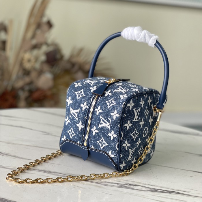 l**is V*t*n monogram denim square bag m59611