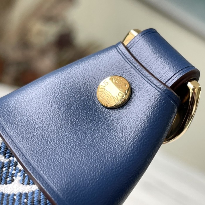 l**is V*t*n monogram denim loop handbag m81166