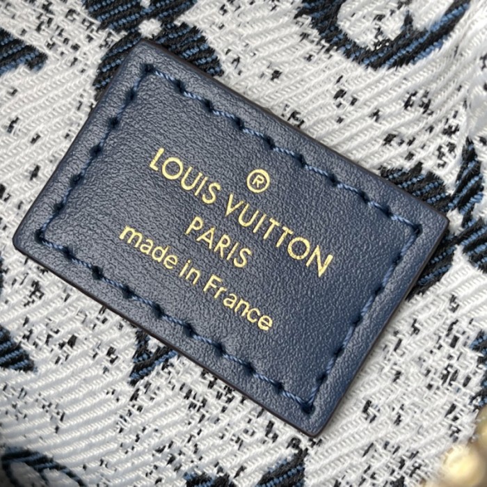 l**is V*t*n monogram denim loop handbag m81166