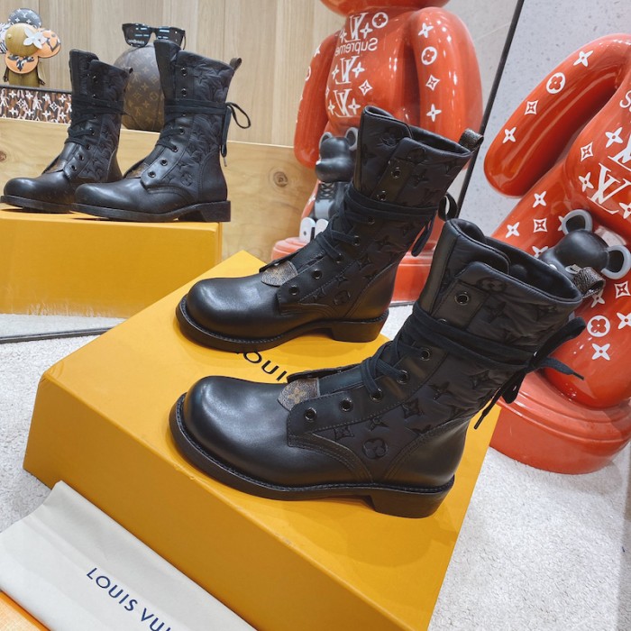 l**is V*t*n metropolis flat ranger black