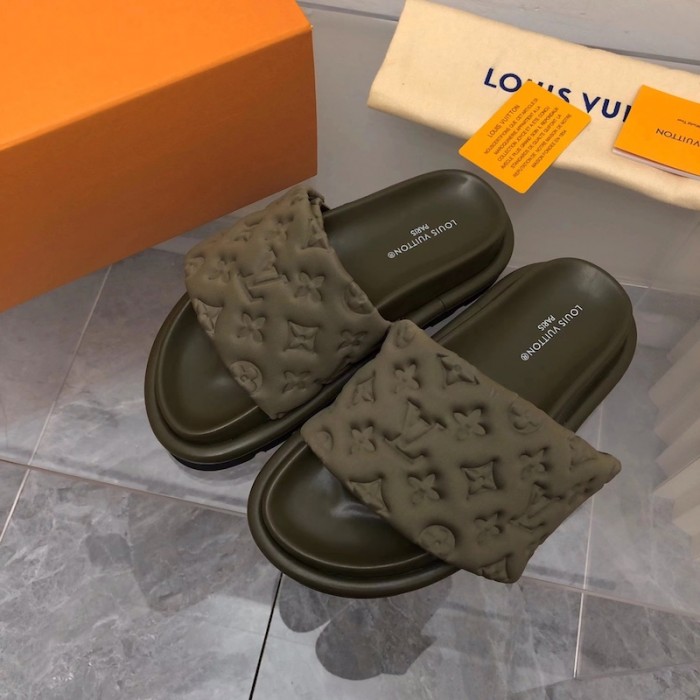 l**is V*t*n pool pillow comfort mule 1aa1e8