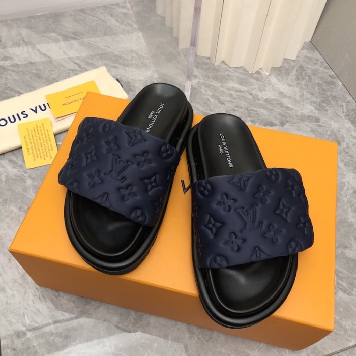 l**is V*t*n pool pillow comfort mule 1aa1ea