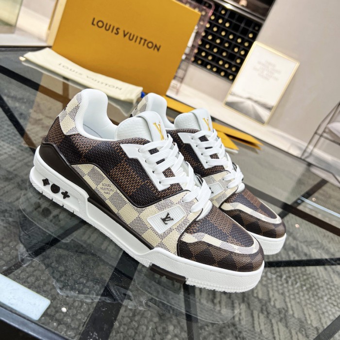 l**is V*t*n lv trainer sneaker 1aastd