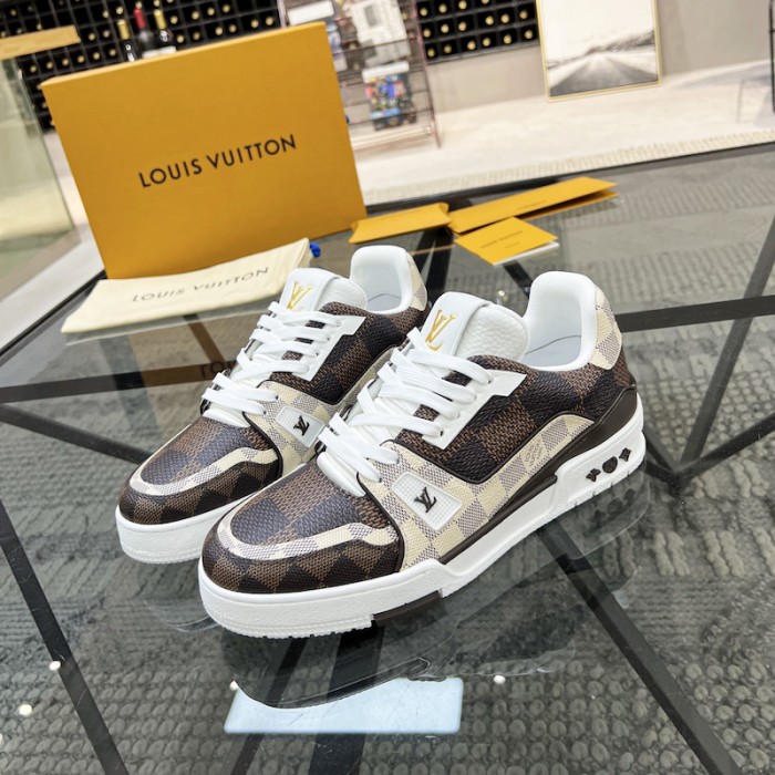 l**is V*t*n lv trainer sneaker 1aastd