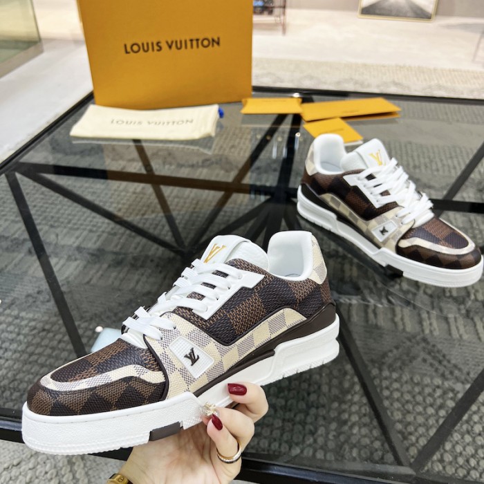 l**is V*t*n lv trainer sneaker 1aastd