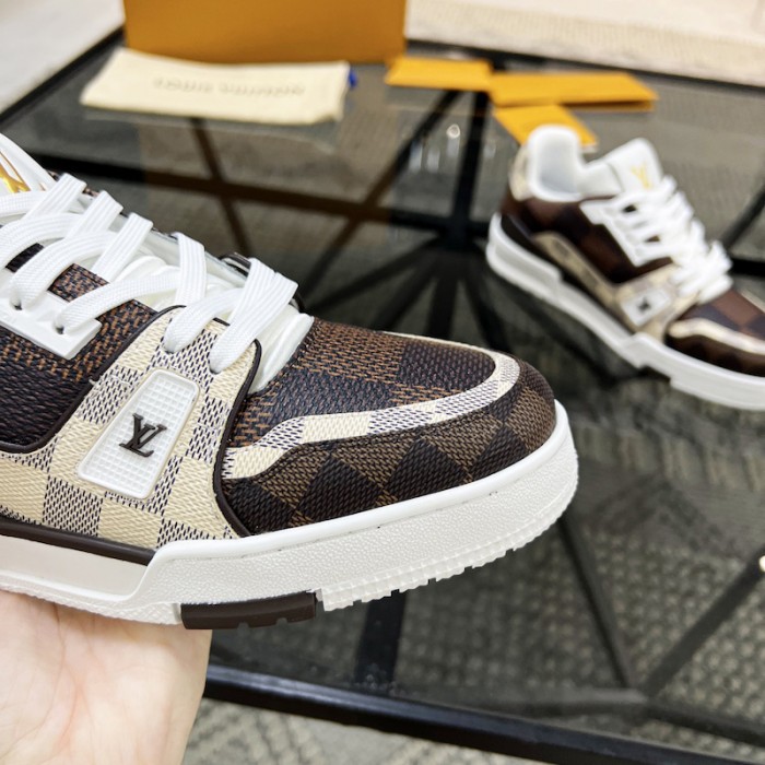 l**is V*t*n lv trainer sneaker 1aastd