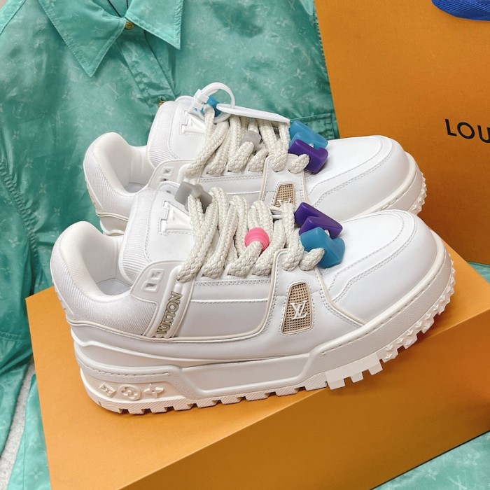 l**is V*t*n lv trainer maxi sneaker 1ab8ri