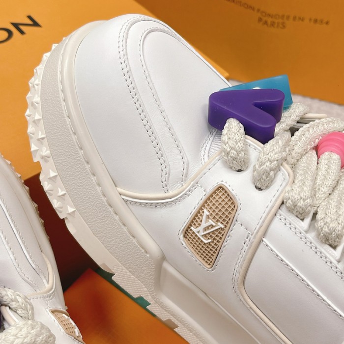 l**is V*t*n lv trainer maxi sneaker 1ab8ri