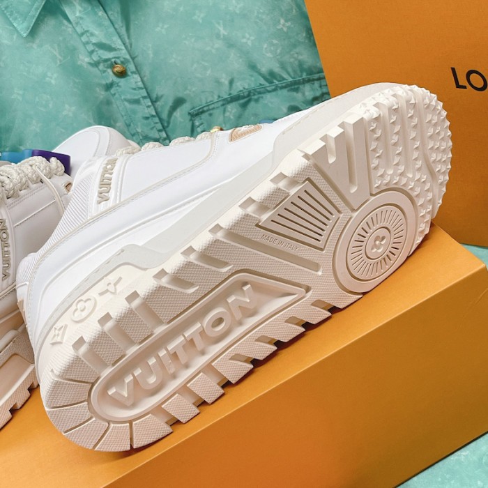 l**is V*t*n lv trainer maxi sneaker 1ab8ri