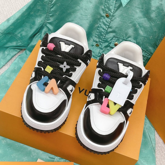 l**is V*t*n lv trainer maxi sneaker black