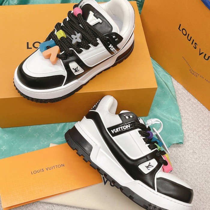 l**is V*t*n lv trainer maxi sneaker black