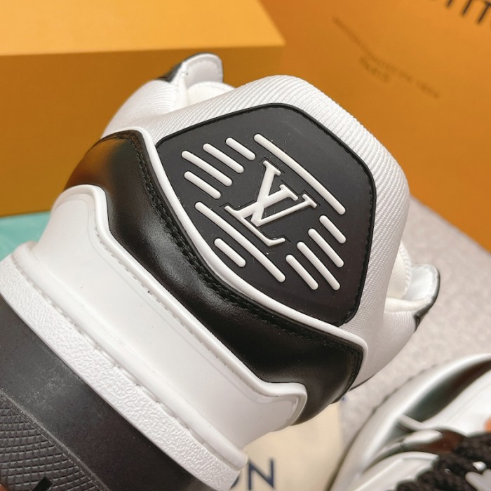 l**is V*t*n lv trainer maxi sneaker black