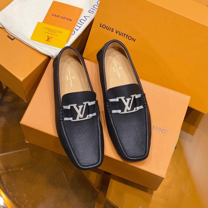 l**is V*t*n monte carlo moccasin loafers black