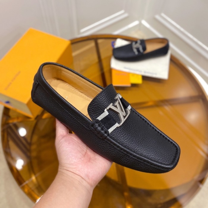 l**is V*t*n monte carlo moccasin loafers black