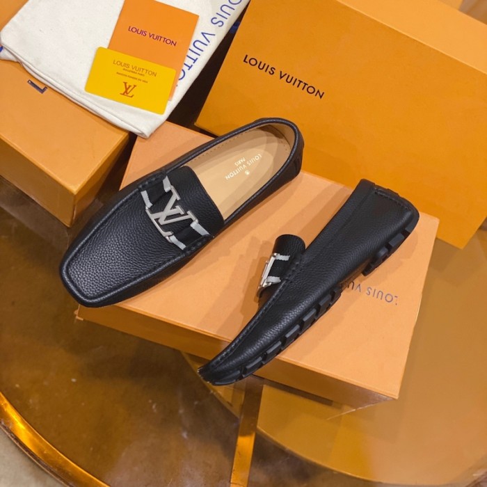l**is V*t*n monte carlo moccasin loafers black