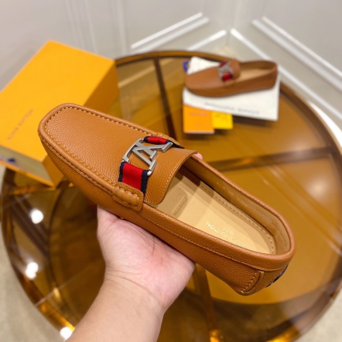 l**is V*t*n monte carlo moccasin loafers tan