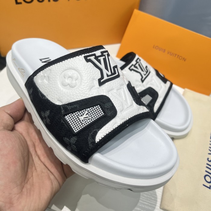 l**is V*t*n x nba trainer mule black
