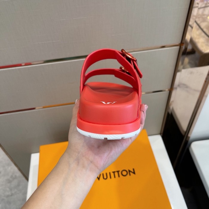 l**is V*t*n lv trainer mules red